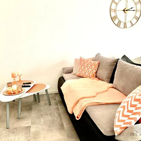 Cottbus-apartments - Apricot I Privat I Wifi I Kueche I Balkon