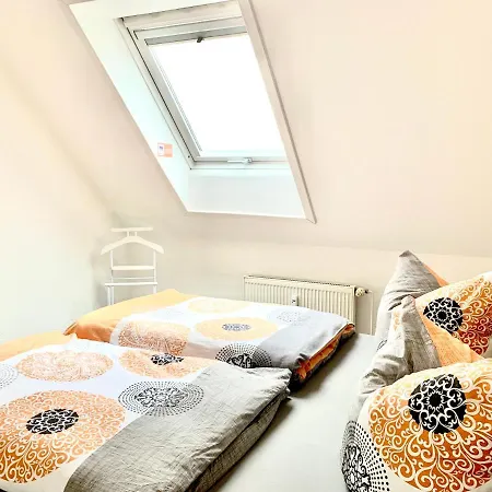 Cottbus-apartments - Apricot I Privat I Wifi I Kueche I Balkon Διαμέρισμα