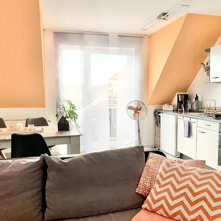 Cottbus-apartments - Apricot I Privat I Wifi I Kueche I Balkon Cottbus